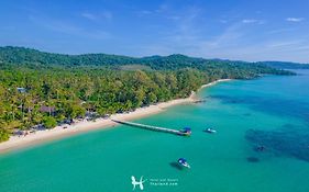 Seafar Resort